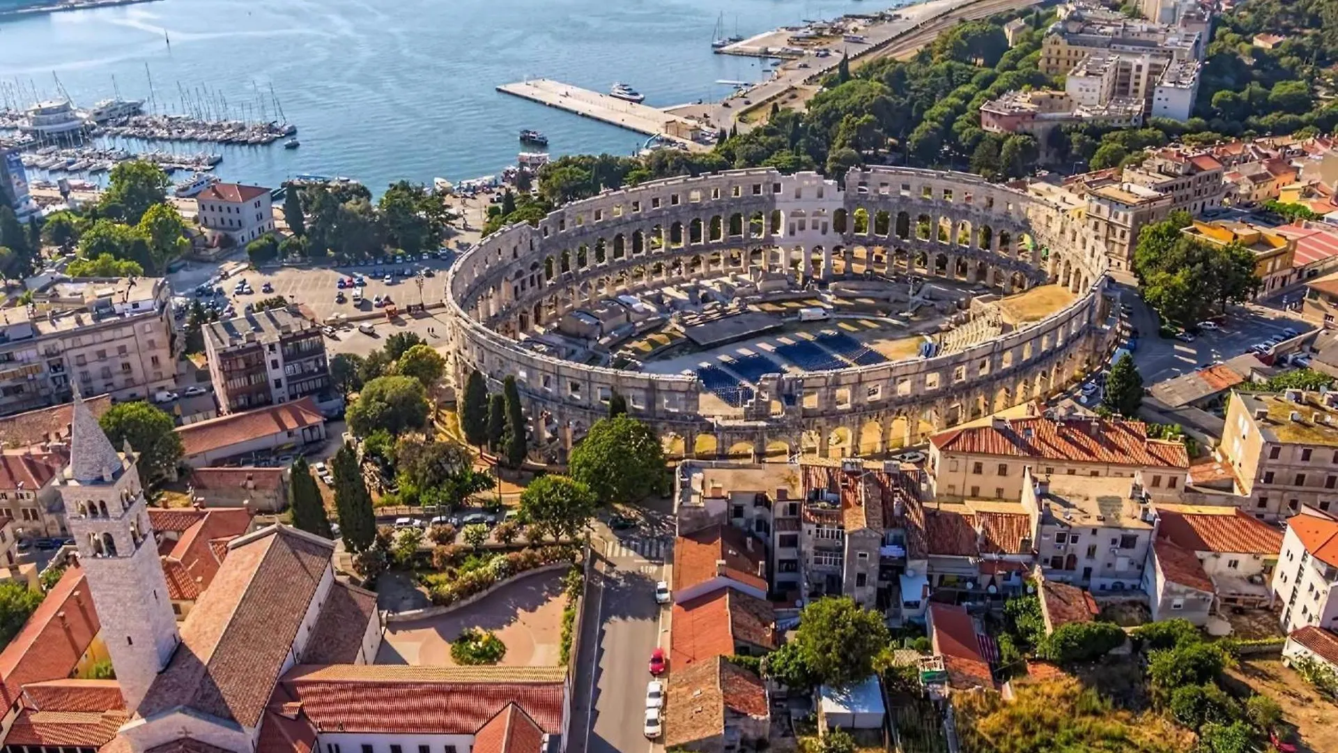 Apartment Appartement In Pula Mit Privater Terrasse Croatia